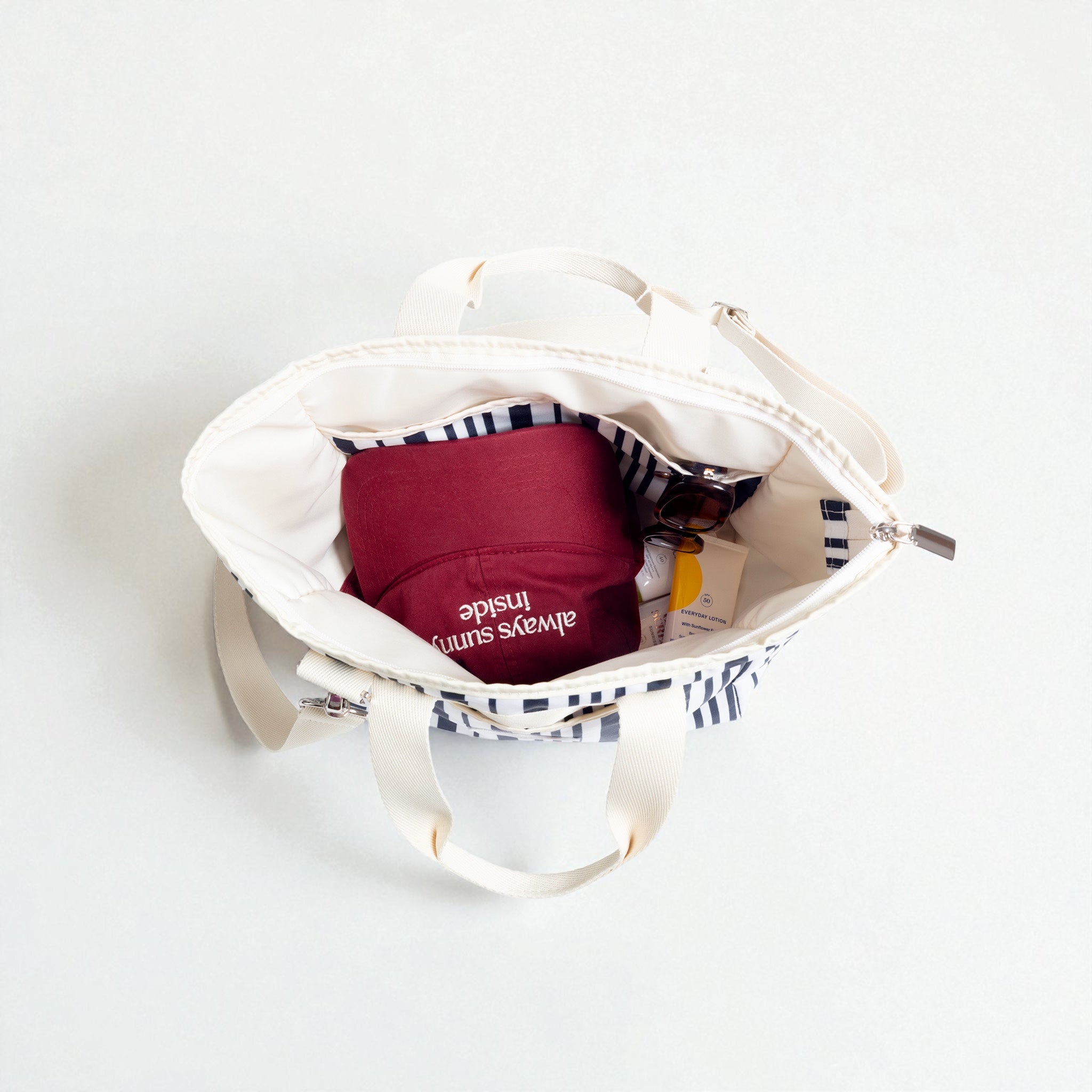 Daily Tote Navy Stripe 13L - DACOSTA